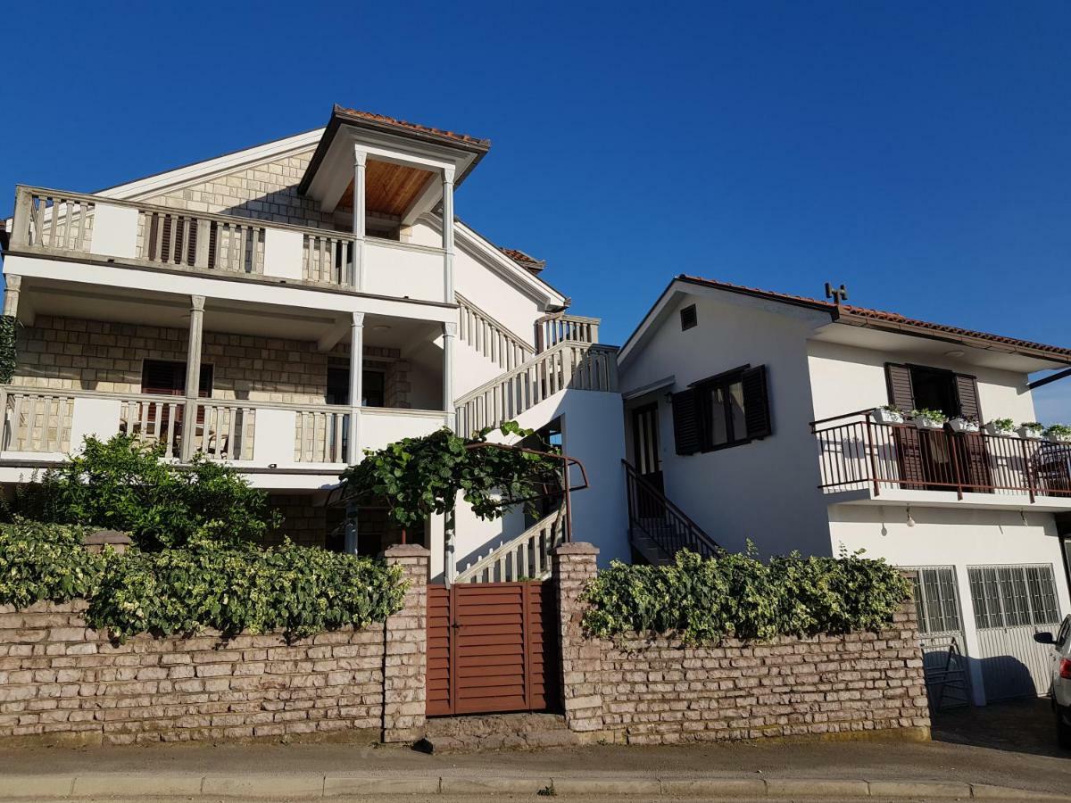 Apartments Milicic Herceg Novi Kültér fotó